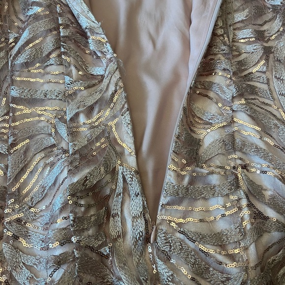 Tahari 3/4 sleeve rose-gold sequin gown - Picture 8 of 11